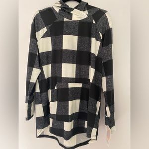 Lularoe Amber Hoodie XL NWT Buffalo Plaid